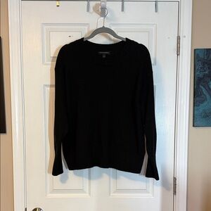 Banana Republic Classic Black Crew Neck Sweater